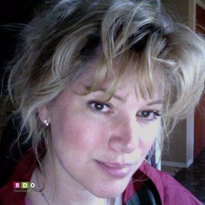 Meet your Posher, Debbie